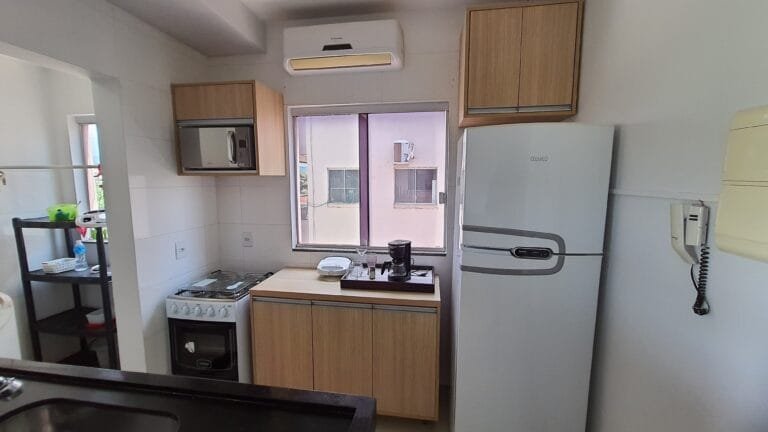 Procura casa para alugar em Canaã dos Carajás? Temos está casa linda e toda mobiliada! No prédio vermelho 2° andar 3 quartos sendo uma suíte Mobília completa. R$ 4.000 Detalhes internos Lavadora Roupa Ar condicionado Microondas Adiquira já seu imovel dos sonhos: https://imobiliarialara.com/ Fale conosco hoje Mesmo e tenha sua Cotação - (94) 99159-2294 - julio.laraaral2@gmail.com Nossas redes Sociais Facebook Whatsapp Youtube Telegram Twitter